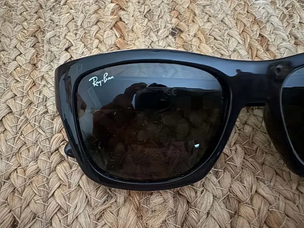 Ray-Ban RB4194 601 Square Sunglasses in Black
